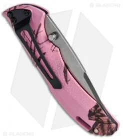 Buck Knives Buck Bantam BLW Lockback Knife Pink Mossy Oak Camo (3.125" Satin) 0285CMS10 7 Buck Knives Buck Bantam BLW Lockback Knife Pink Mossy Oak Camo (3.125" Satin) 0285CMS10 -Buck Knives Buck Bantam BLW Mossy Oak Camo Pink 0285CMS10 B CAT. 3668 BHQ 12606 jr side